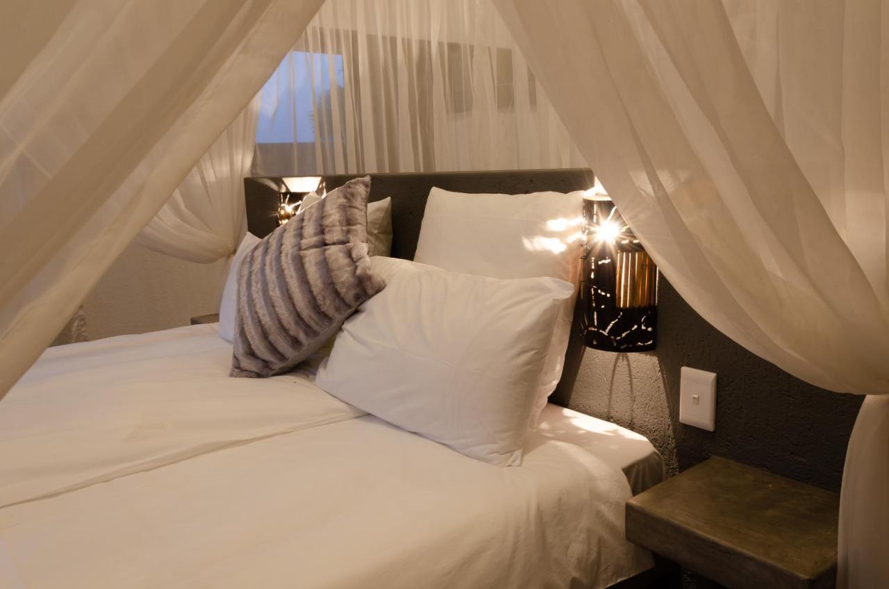 Hidden 2-Bedroom Gem In A Quiet Wildlife Estate Hoedspruit Bagian luar foto